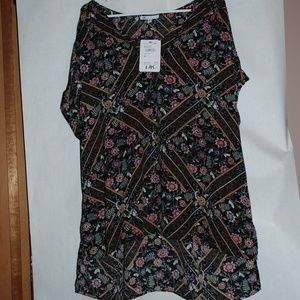 NWT DR2 Blouse